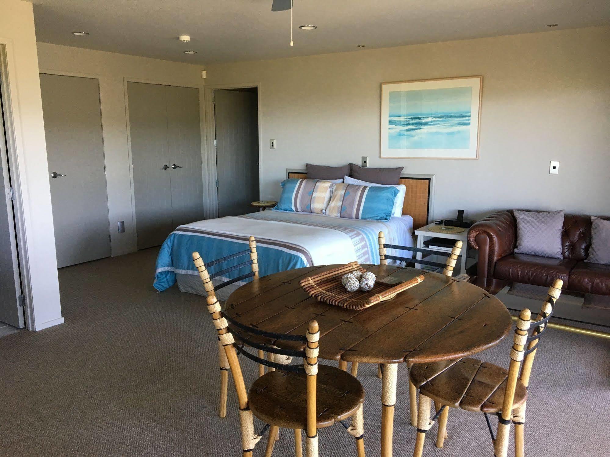 Whangamata Vistas B&B Экстерьер фото