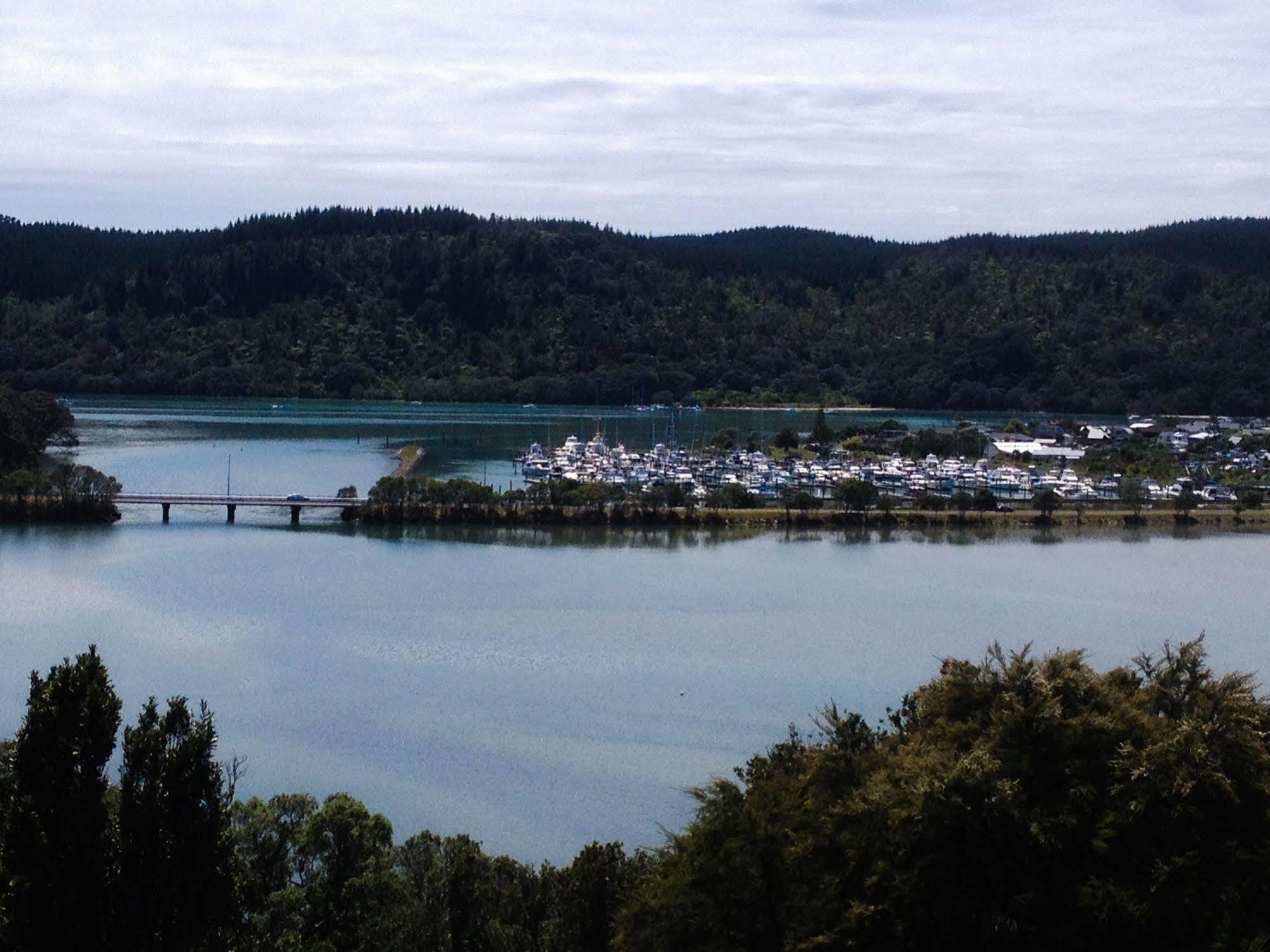 Whangamata Vistas B&B Экстерьер фото