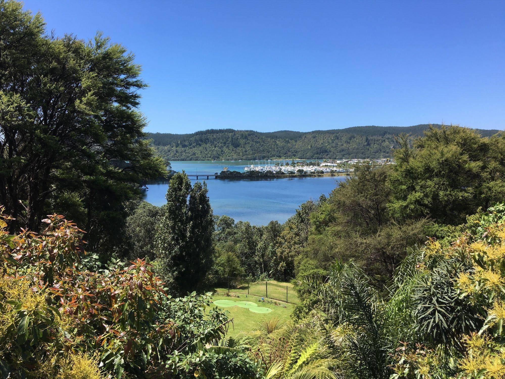 Whangamata Vistas B&B Экстерьер фото