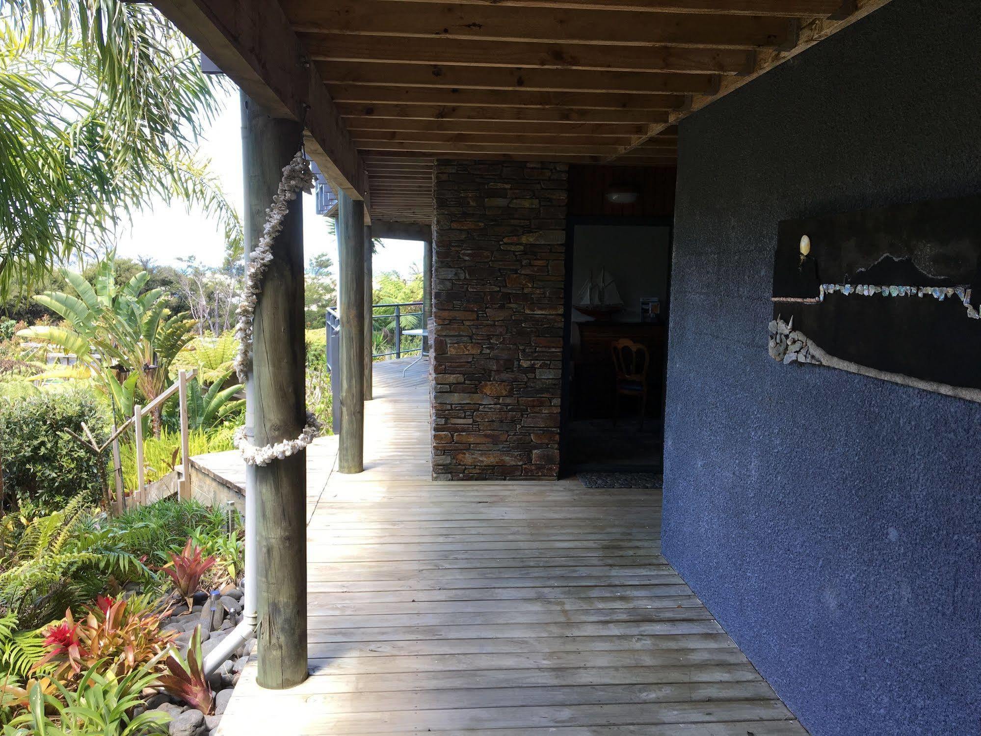 Whangamata Vistas B&B Экстерьер фото
